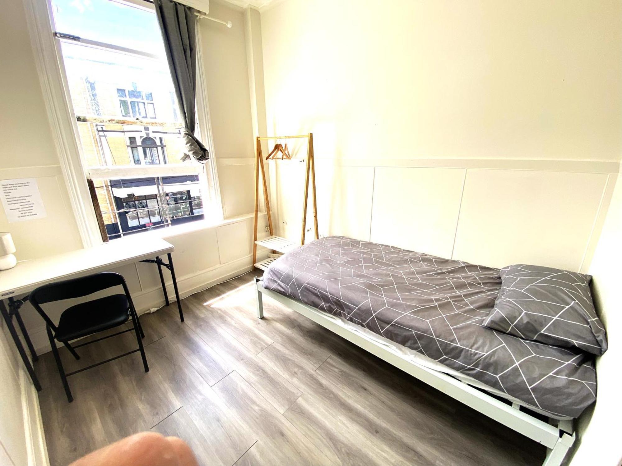 215 Edinburgh Castle Hostel โอ๊คแลนด์ ภายนอก รูปภาพ