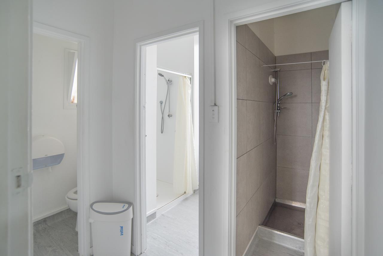 215 Edinburgh Castle Hostel โอ๊คแลนด์ ภายนอก รูปภาพ